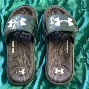 Boys Under Armour Slides